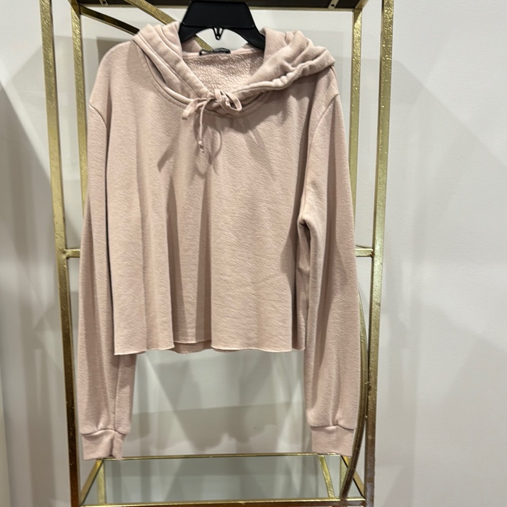 Brandy Melville Women's Cream Hoodie Top   size m